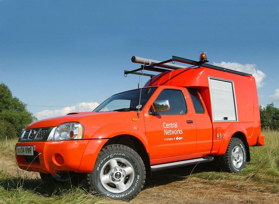 Nissan Navara Pickup Repair Van (UK) '2001
